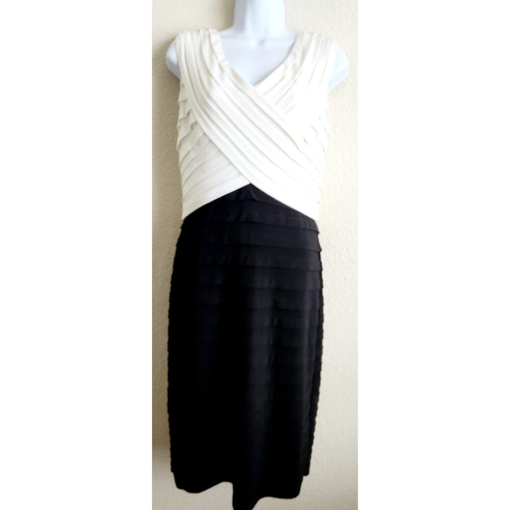 Adrianna Papell White Black Color Block Sleeveless Dress 14 Lightweight Stretch